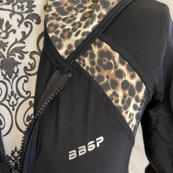 Bebe Bebe Sport Leopard Black Funnel Jacket SMALL Activewear Leopard Lined Hood - Picture 4 of 13